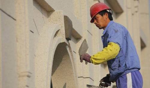 廠家告訴你雨季進(jìn)行真石漆施工的注意要點(diǎn)